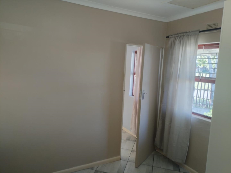To Let 2 Bedroom Property for Rent in Marinda Park Western Cape